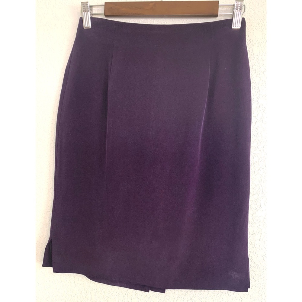 Dana Buchman purple pencil skirt size 8 petite